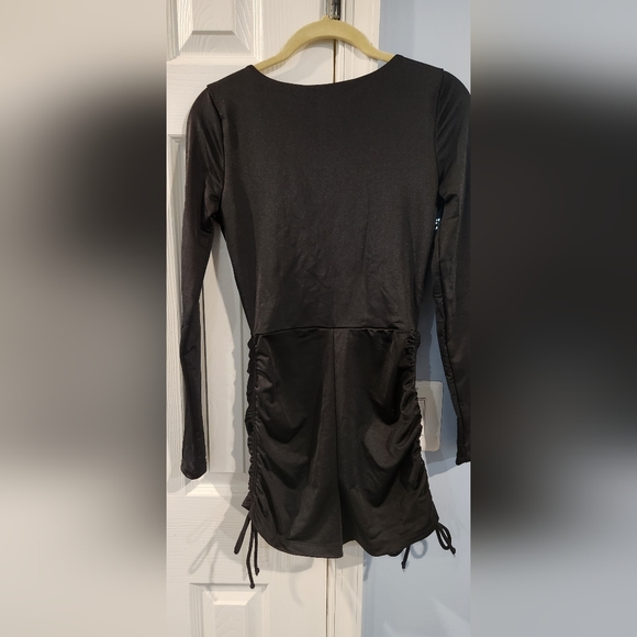 Forever 21 black body con short romper - Picture 2 of 4